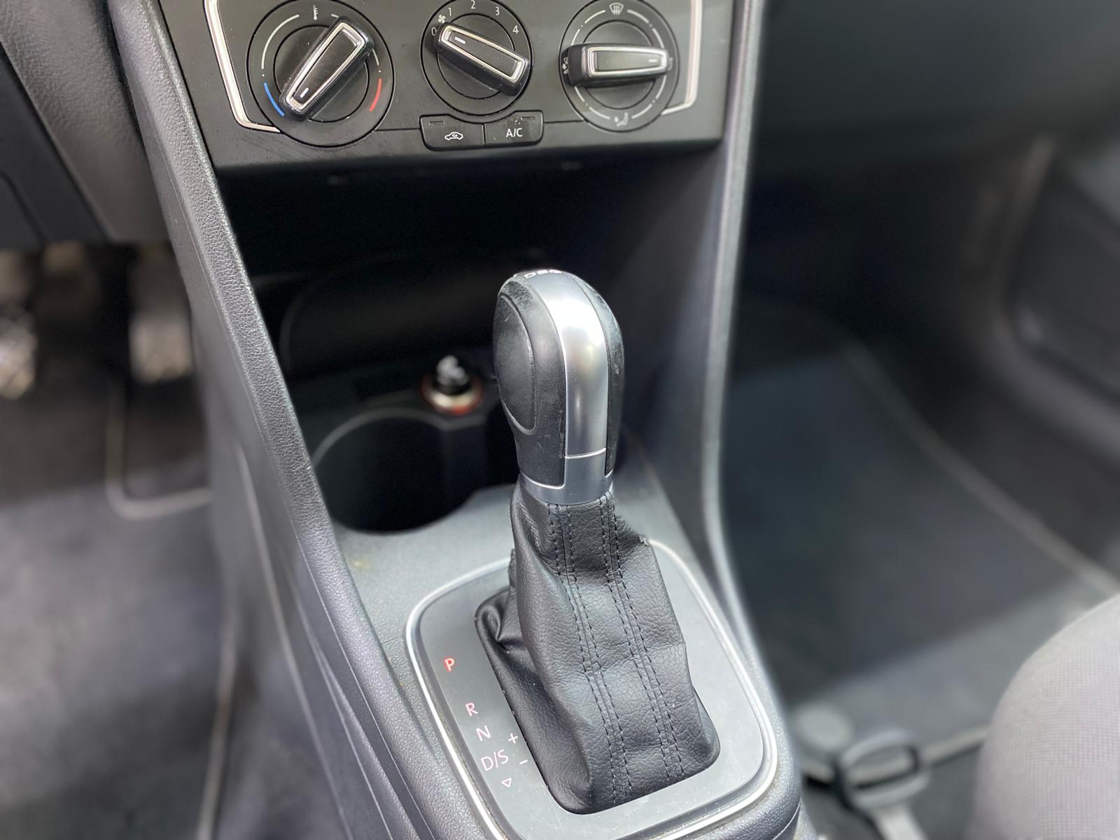 VOLKSWAGEN POLO 13